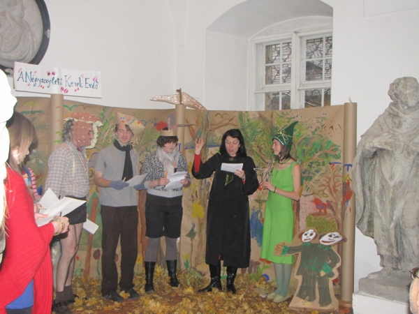 Mikkamakka vezényel